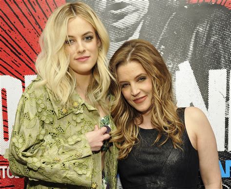 What Is Riley Keough S Net Worth Lisa Marie Presley S Daughter Has Paved Her Own Way