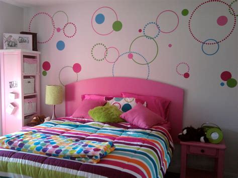 Illusion decoration ideas for girls bedroom. Polka dot room, finished! Girls room teen bedroom ...