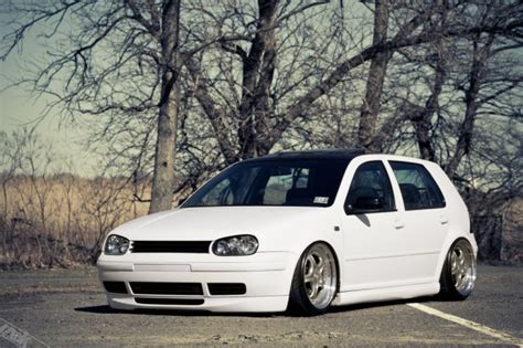 White Vw Mk4 With Black Roof Vw Golf Tuning