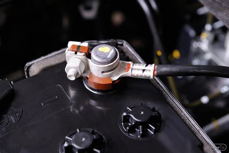 How To Clean Corroded Car Battery In 7 Easy Steps Howto