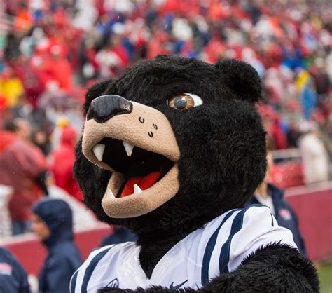 Ole Miss student starts petition to change mascot to Landsharks