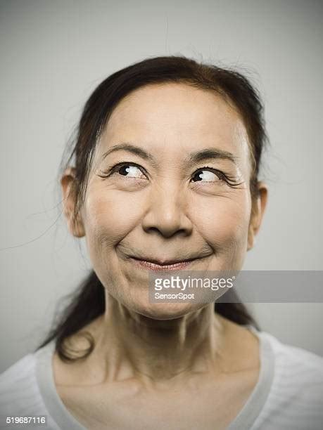 Funny Chinese Faces Photos Et Images De Collection Getty Images