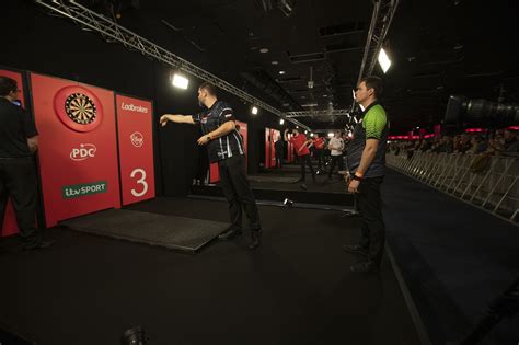Live darts is the number one source for darts news, interviews and live darts streaming, covering all major pdc tournaments, bdo and more. 2021 Ladbrokes UK Open stage allocations confirmed | PDC