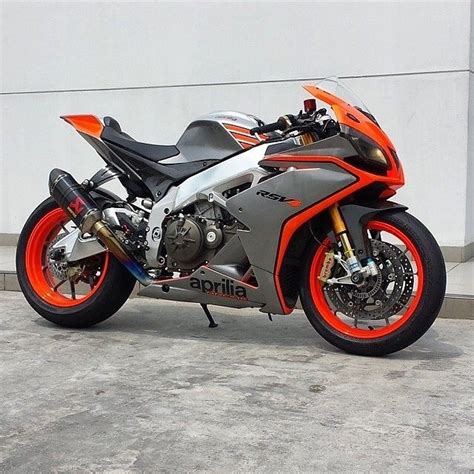 Aprilia rsv4 motorcycle stands & trailer restraint systems. Aprilia RSV4 race motor voor op straat | De mooiste ...