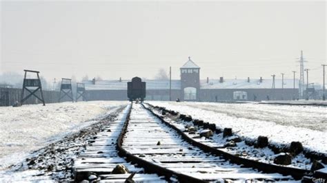 ¿por Qué Son Polémicos Los Aspersores Instalados En El Campo De Concentración De Auschwitz