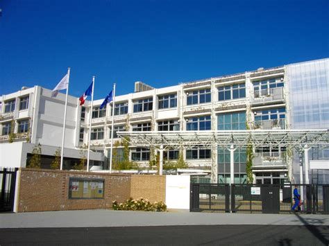 File:International French School in Tokyo.JPG - Wikimedia Commons