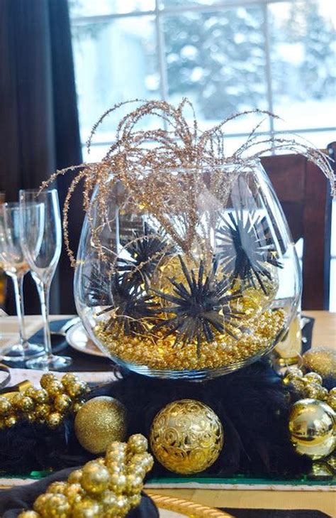 34 Inspiring New Year Table Decor Ideas Perfect For Night Party New