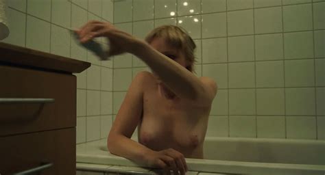 Nude Video Celebs Viktoria Winge Nude Veslemoy Morkrid Nude Julia