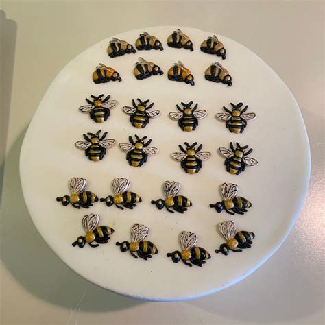 Edible Honey Bees Cakecupcake Decor Set Of 24 Etsy