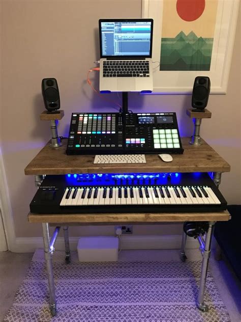 See more ideas about music desk, studio desk, music studio. 53+ Best Home Studio Desks for Recording Music in 2019
