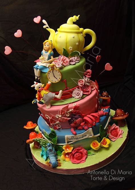 Beautiful Alice In Wonderland Cake Definitely One Of The Best Ive