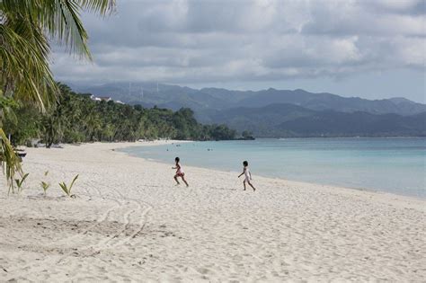 Boracay Closure Was Blessing In Disguise Says Tourism Chief Abs Cbn News Tourism