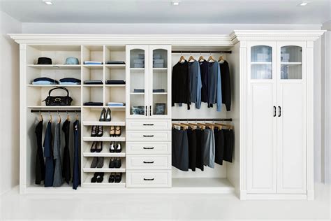 67 Reach In And Walk In Bedroom Closet Storage Systems