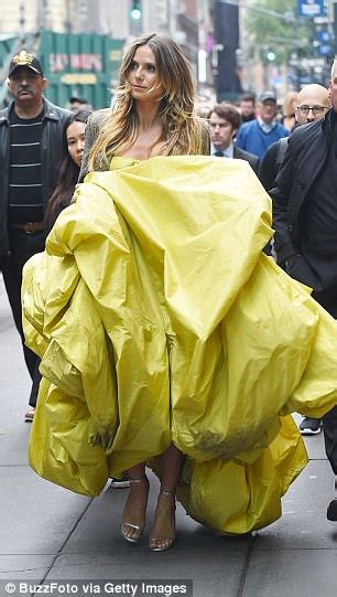 Heidi Klum Poses In Yellow Gown For Project Runway Shoot Daily Mail