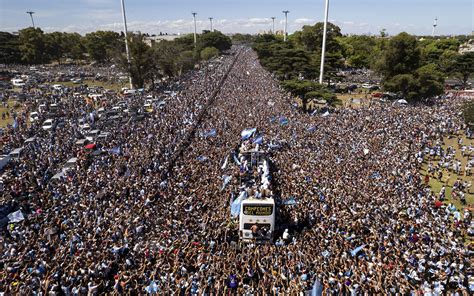 Argentinas World Cup Parade Abandoned After Millions Jam Streets To