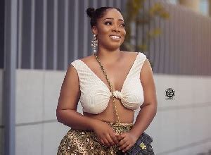 Moesha Boduong Causes Stir Shows Off Her Huge Tundra In New Video