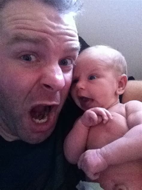 Dad Taking Selfies With His Newborn 5 Pics