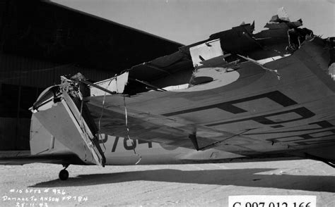 Avro Anson Fp 184 Endommagé 11 Novembre 1942 Des Ailes Au Dessus De