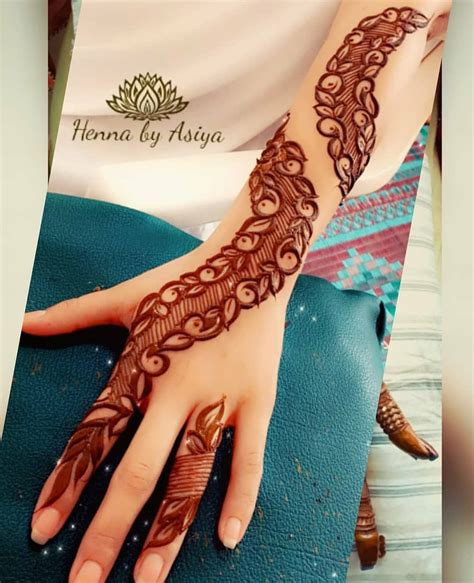 Stylish Mehndi Design On Instagram Henna Design By Hennabyasiya