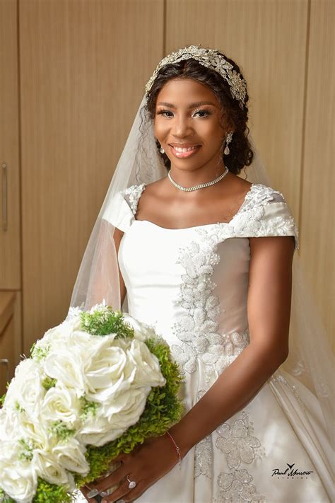Pin By Golden Events And Decor On Naija Brides Wedding Dresses Bride Wedding Dresses Lace