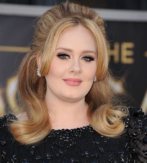 Adele Receives Mbe In Queens Birthday Honours List Huffpost Uk
