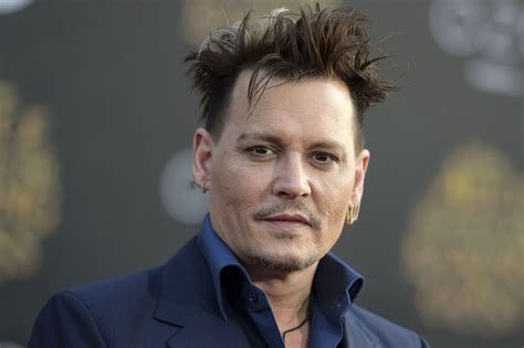 ‘fantastic Beasts Director Defends Johnny Depp Casting Page Six