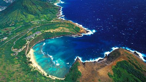 Located On The Southeast Coast Of Oahu Hanauma Bay Is A Popular