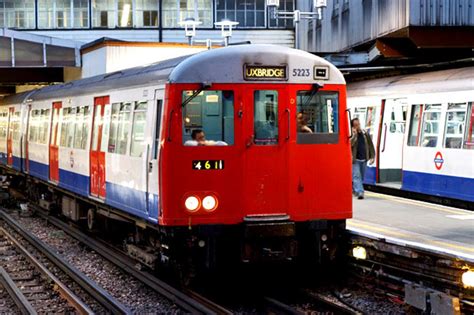 London Underground Driverless Tube Trains Must Go Ahead Call London