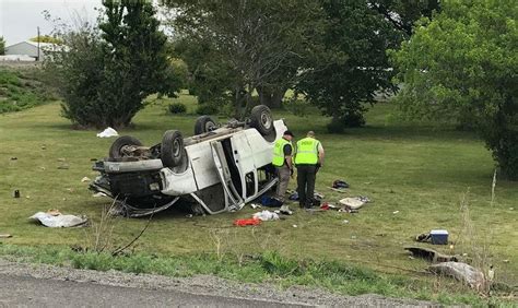 Van Crash Kills Three Injures Eight In Grant County The Spokesman Review