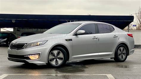 KIA K5 HYBRID 2012-033677: A Reliable & Fuel Efficient Car for Sale on