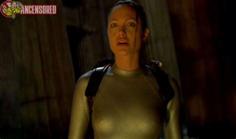 Angelina Jolie Nuda ~30 Anni In Lara Croft Tomb Raider La Culla