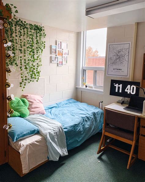 College Apartment Decorating Ideas On A Budget Dhomish
