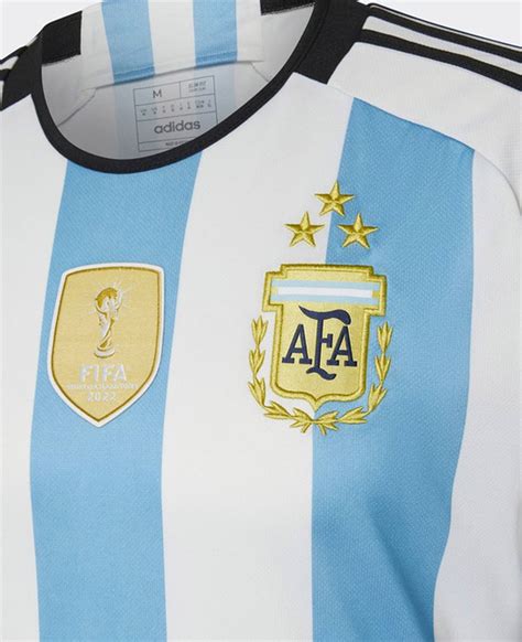 cuándo saldrá a la venta y qué valor tendrá la camiseta de la selección argentina con tres estrellas