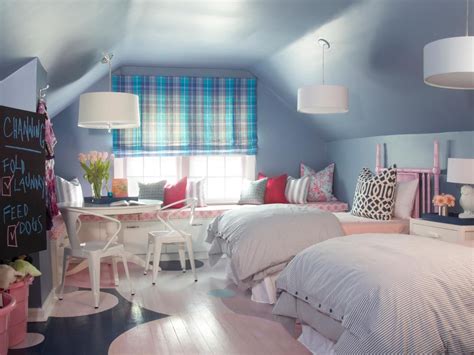 Bedroom is the most comfortable room or space of the house where people spend the most time of the day. Lighting Ideas for Your Kids' Room | Quartos decorados ...