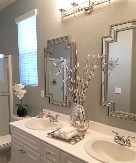 Likes Comments Jeana Luv Decorate On Instagram Happy Monday Just Bathroom