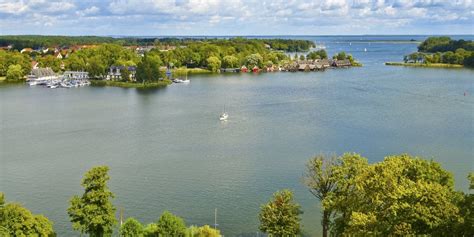 Entdecke 71 anzeigen für haus am see kaufen mecklenburgische seenplatte zu bestpreisen. Seepark Lychen: Haus am See kaufen: Villa kaufen ...