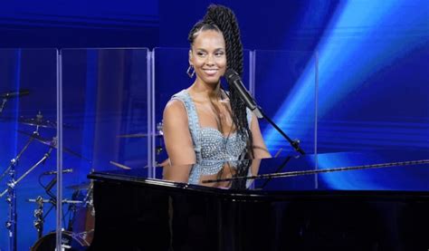 Watch Alicia Keys Performs On Gma Ahead Of Summer Tour Kickoff