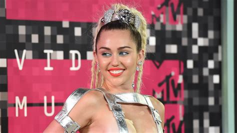 miley cyrus reportedly planning naked concert for art or something vanity fair