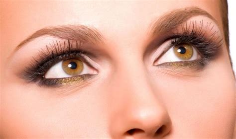 Eyeshadow For Hazel Eyes 101 Top 4 Color Combinations
