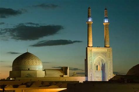مسجد جامع یزد ؛ مسجدی با بلند ترین مناره در جهان کجارو
