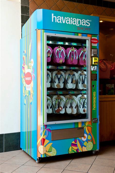 Havaianas Vending Machine in Roma, Italy | Vending machine design, Vending machine, Machine design
