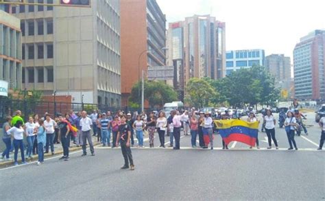 represión en el trancazo de la avenida libertador en caracas 26jun