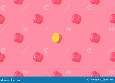 Pink Caramel Candy Seamless Pattern With Yellow Candy Stock
