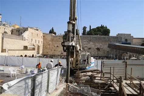 Construction Work At The Western Wall Plaza Update The Official
