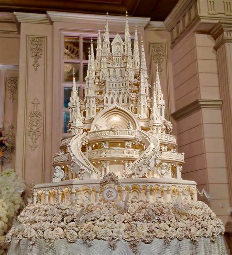 Masterpiece And Signature Wedding Cakes By Lenovelle Cake