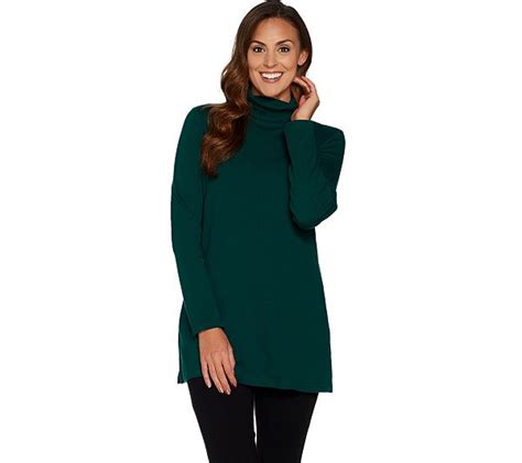 This Knit Turtleneck Tunic Combines Elegant Style And Optimal Warmth