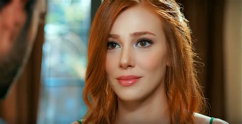 Turkish Actress Elçin Sangus Makeup From The Turkish Tv Series Kiralık Aşk Novelas