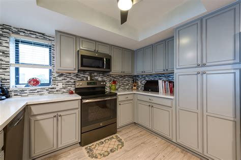 Kitchen cabinets for every budget. Re-facing Your Cabinets: an Affordable Alternative to a ...