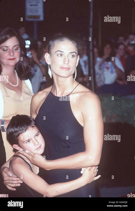 Striptease Demi Moore Hi Res Stock Photography And Images Alamy