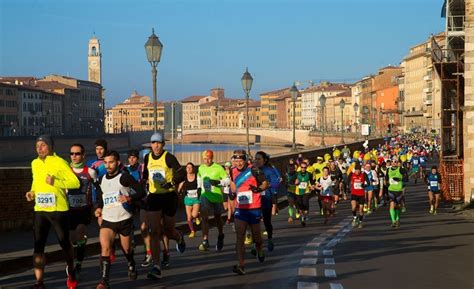 Bio Correndo Domenica Si Corre La Maratona Di Pisa Iscrizioni Ancora